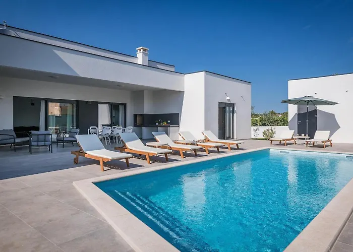 Villa Mateo