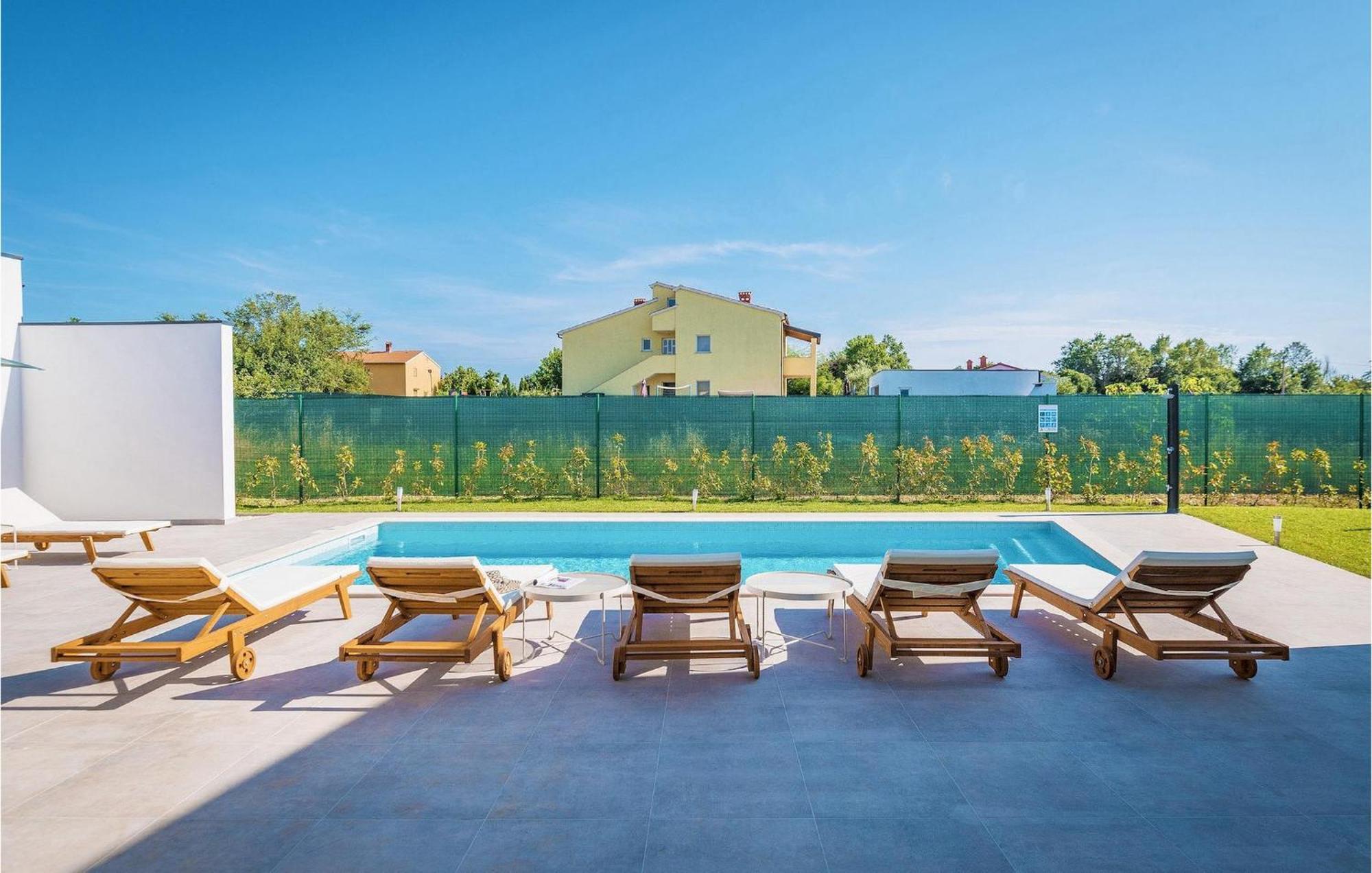 Holiday home Mateo Pula